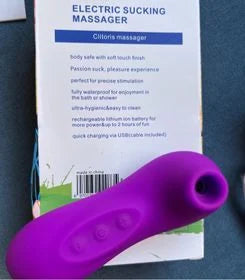 Ae Smoothy the Clit Sucker