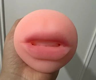 pussy and mouth masturbator