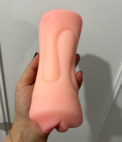 pussy and mouth masturbator