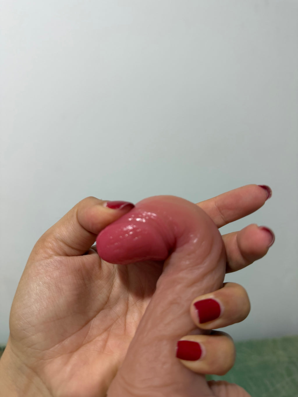Mini Realistic Dildo: Medical Silicone