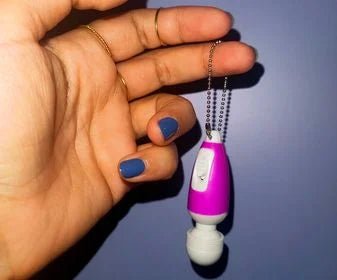 Mini Wand Vibrator Keychain: Compact & Cute - sex toy Gadgets Lebanon
