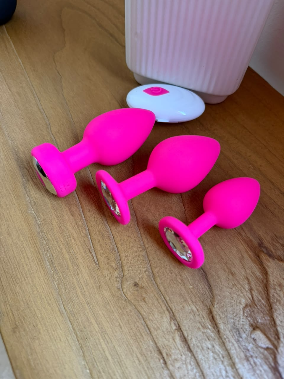 Jeweled Anal Plug: Full Set (3 Pieces including vibrating one with remote)