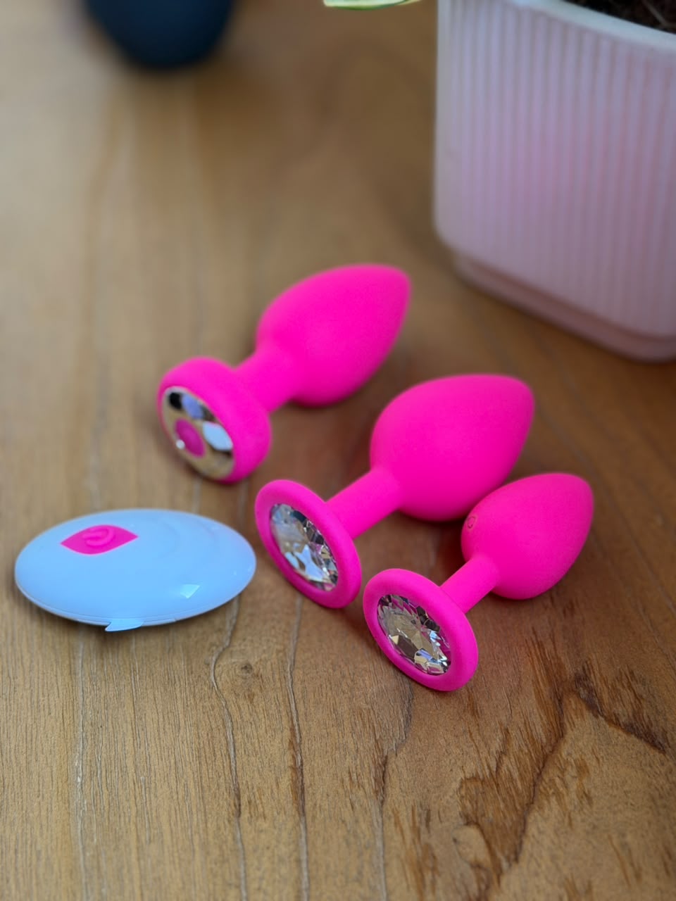 Jeweled Anal Plug: Full Set (3 Pieces including vibrating one with remote)