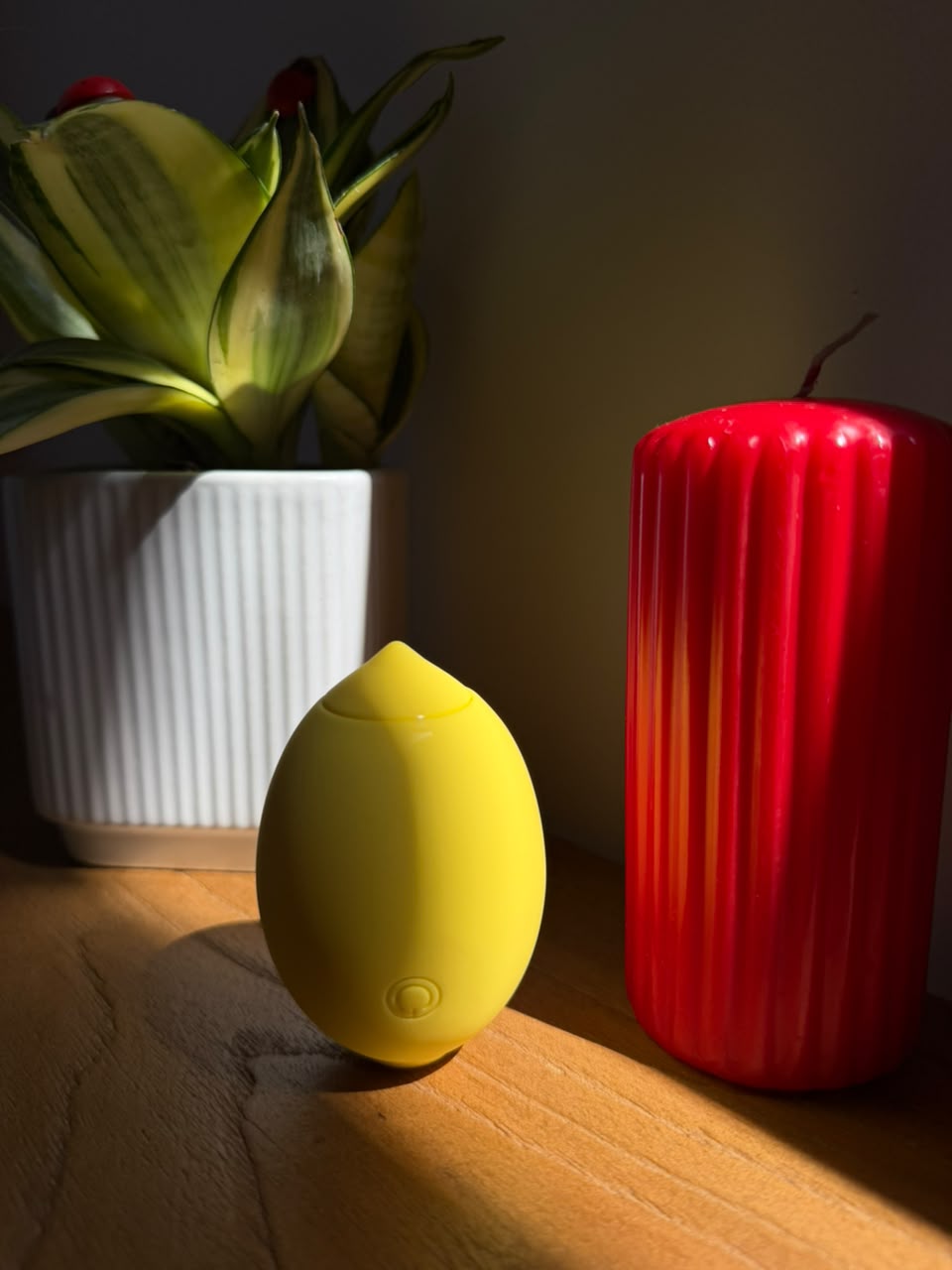 Lemon Clit Sucker: Seamless Discreet Sex Toy in Lebanon