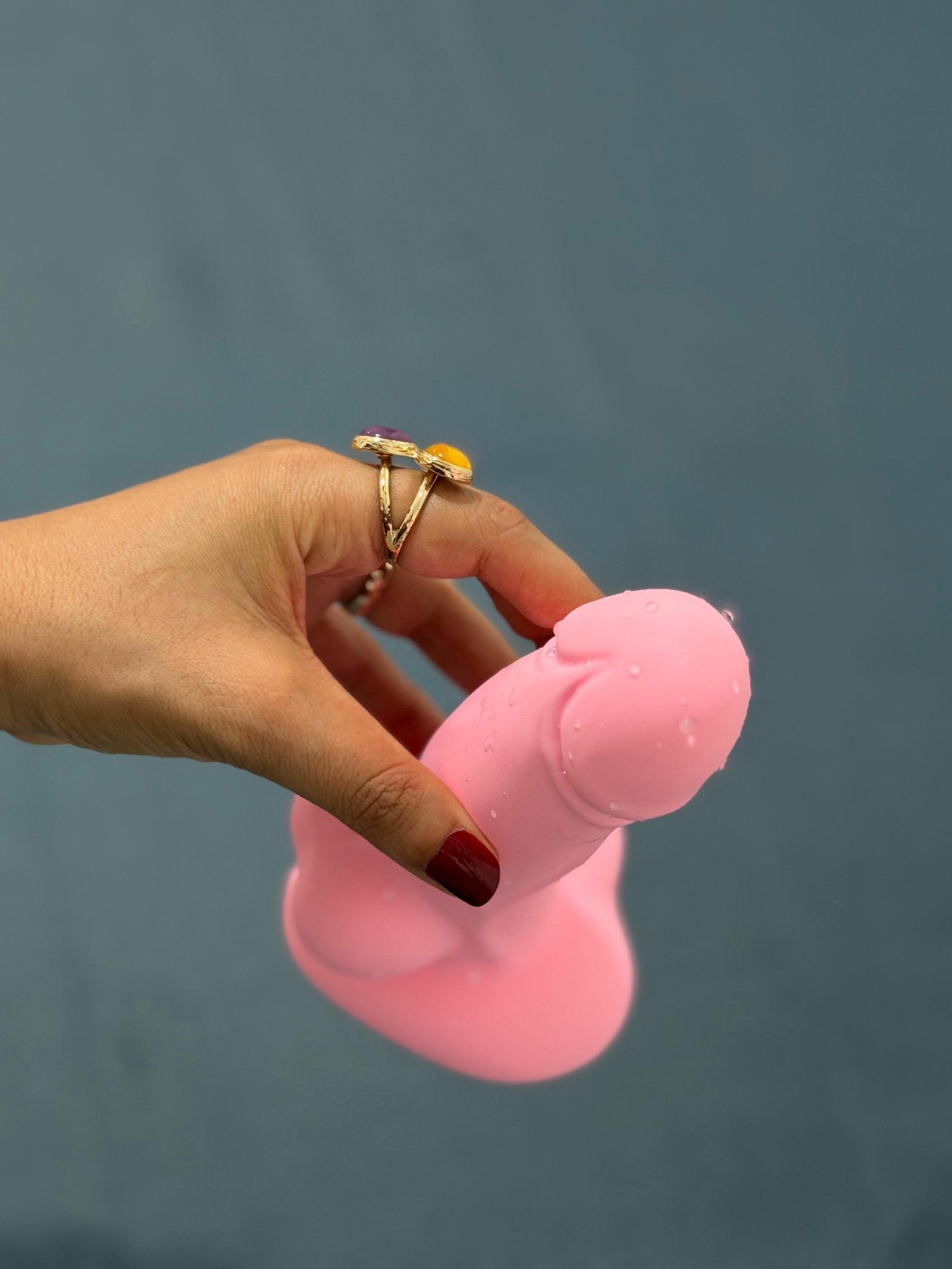 High End Vibrating Dildo with Suction Base: Smooth Medical Silicone - Cumequoi Dildos & Strapons sex toys Lebanon