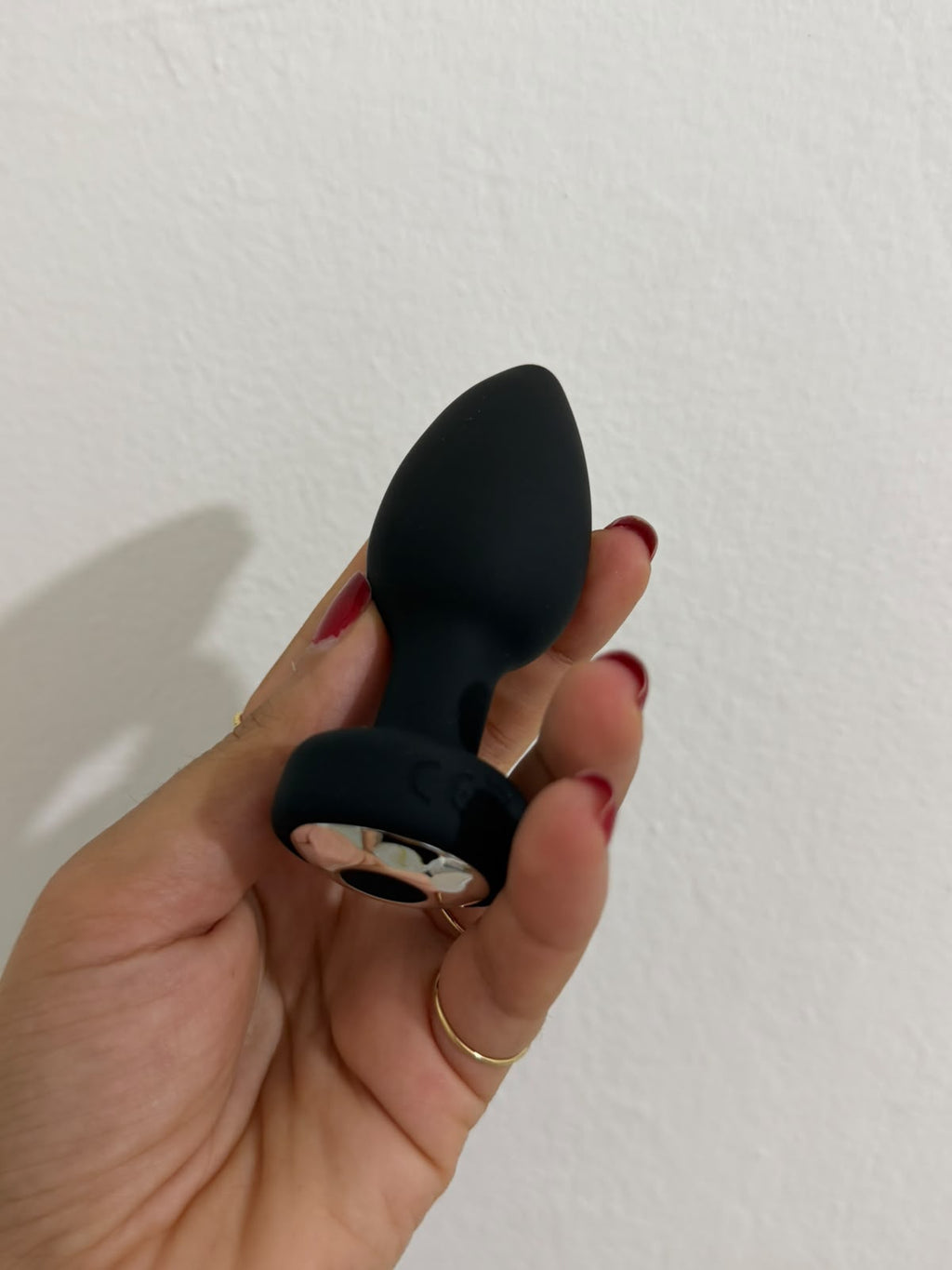 Vibrating Remote Control Anal Plug: Medical Silicone - Cumequoi Anal Plugs sex toys Lebanon