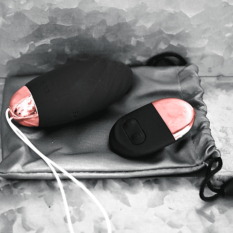 Wearable Wireless Remote Control Vibrator Egg: Discreet Wearable Pleasure - sex toy Vibrators & Suckers Lebanon